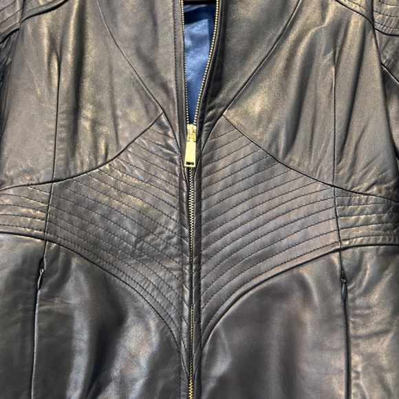 Black leather jacket by Tahari - Picture 4 of 5